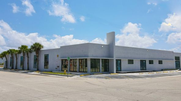 7240 NE 4th Ave, Miami, FL 33138